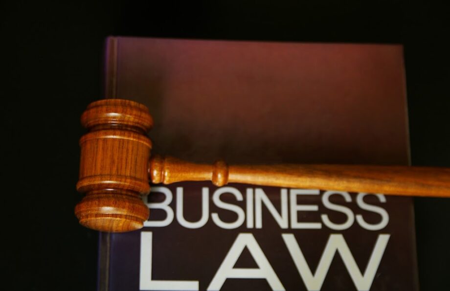 Hukum Bisnis dan Hukum Perdata